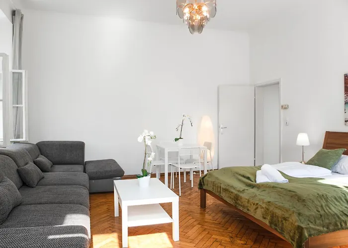 Apartamento Comfortable 2br Next To Rennweg *